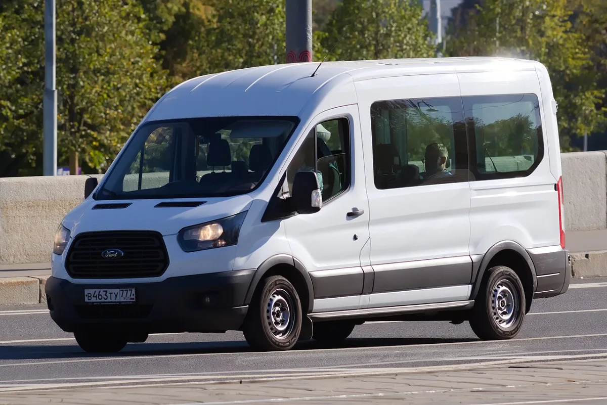 Véhicules Commerciaux