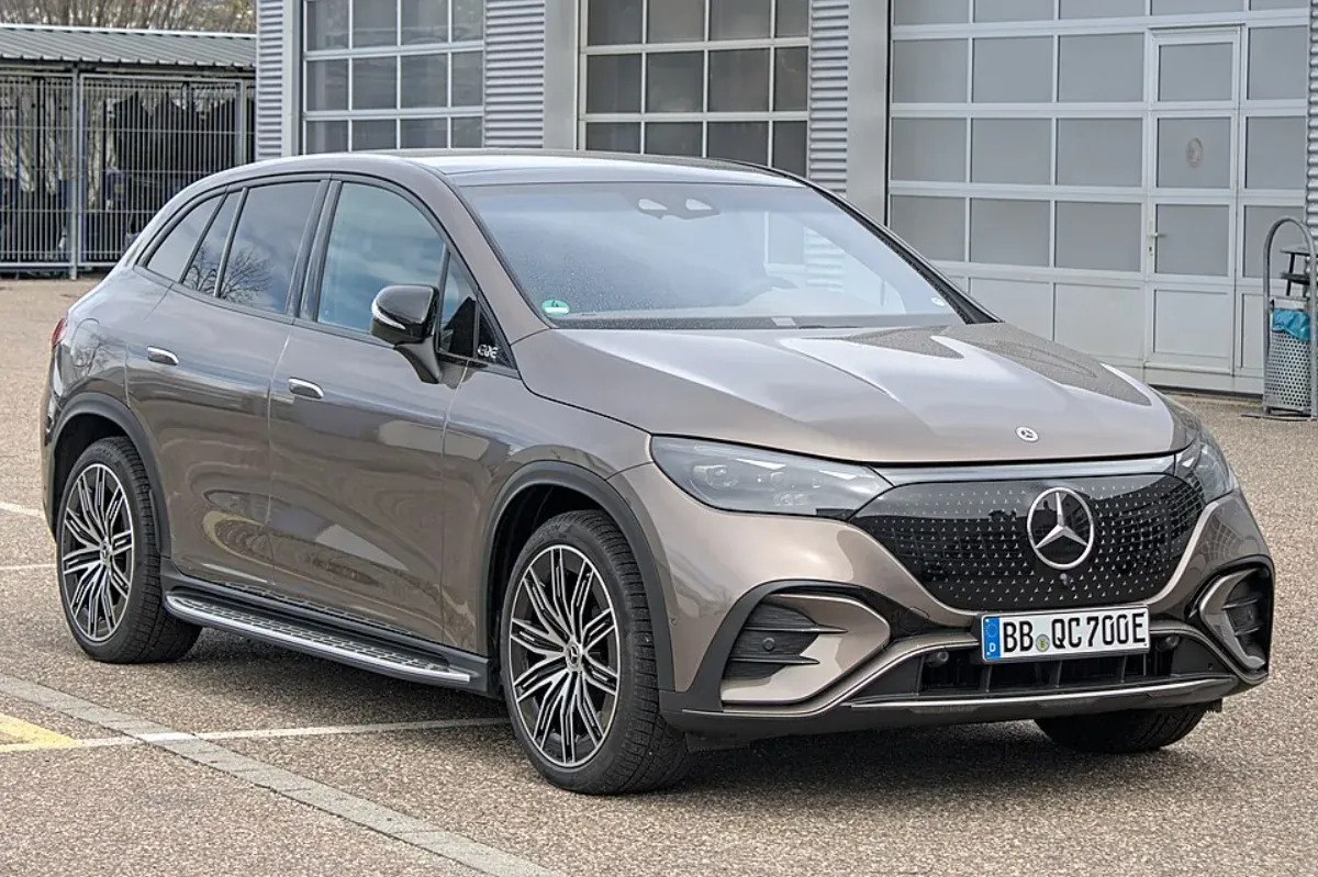 Mercedes-Benz EQE SUV électrique
